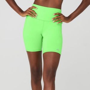 Alo 7” High-Waist Biker Short | Medium